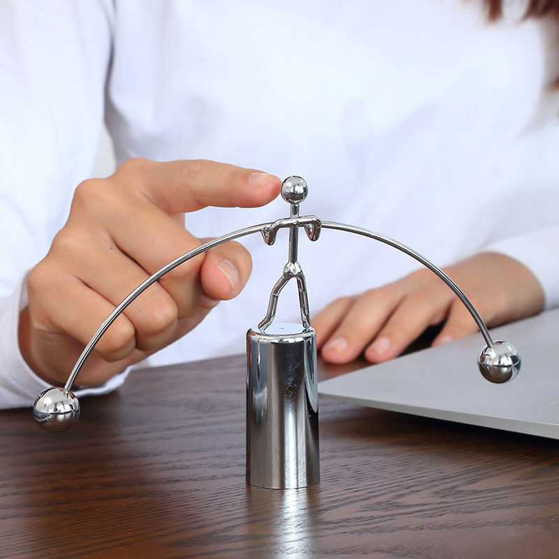 Weightlifter Kinetic Art Desk  - Office Technologies ulasan dan harga